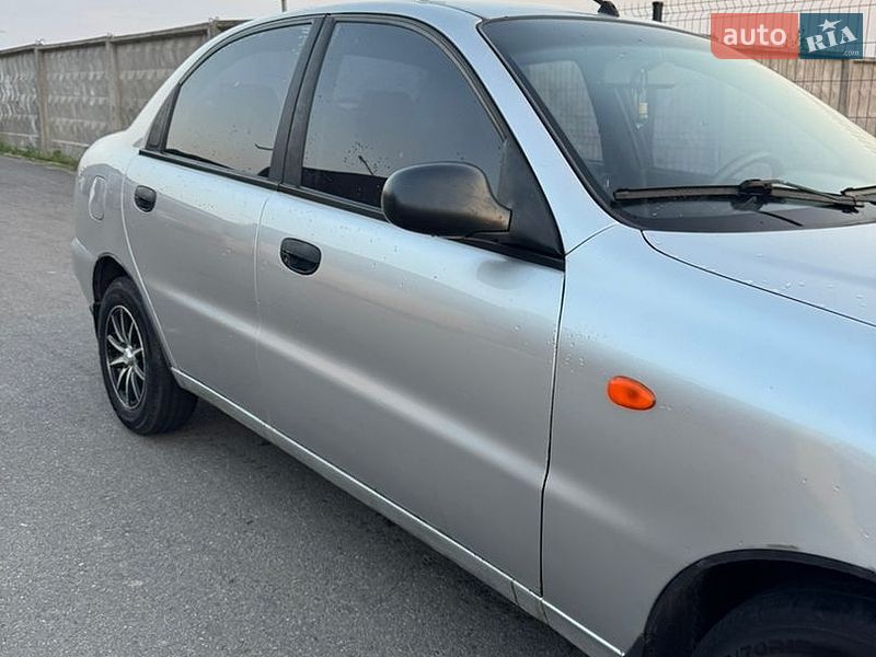 Седан Daewoo Lanos 2007 в Киеве