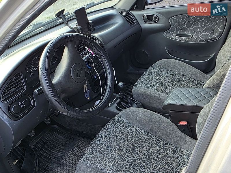 Седан Daewoo Lanos 2003 в Ватутино фото 11 Седан Daewoo Lanos 2003 в Ватутино