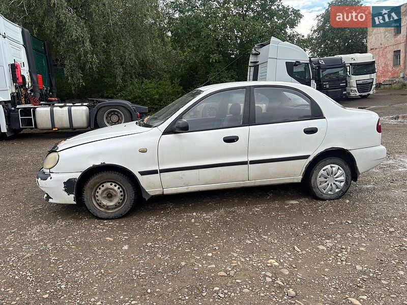 Седан Daewoo Lanos 2006 в Черновцах