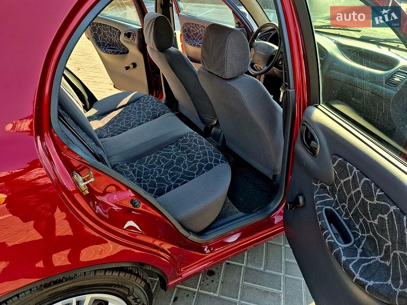 Седан Daewoo Lanos 2004 в Самарі