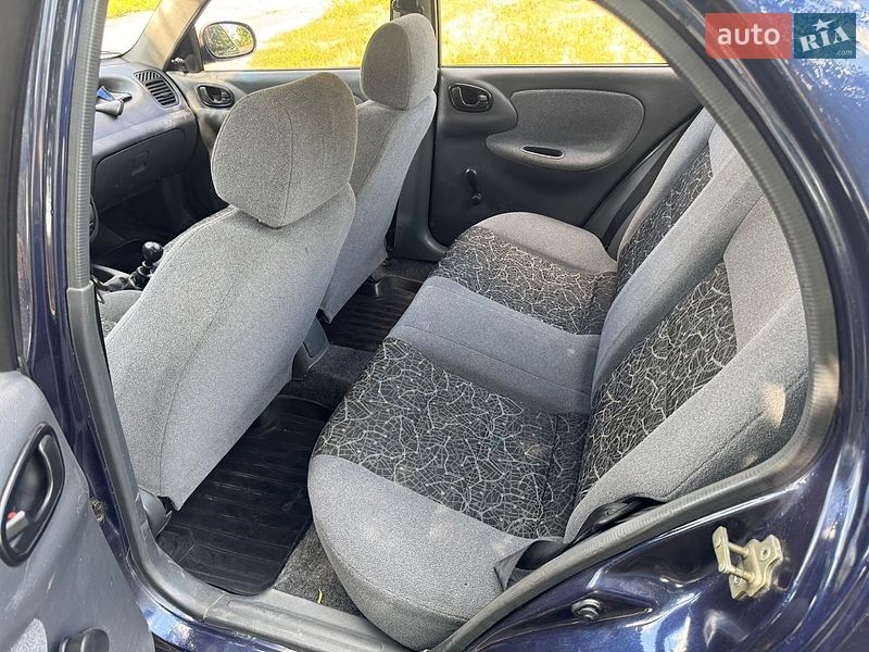 Седан Daewoo Lanos 2006 в Черкассах