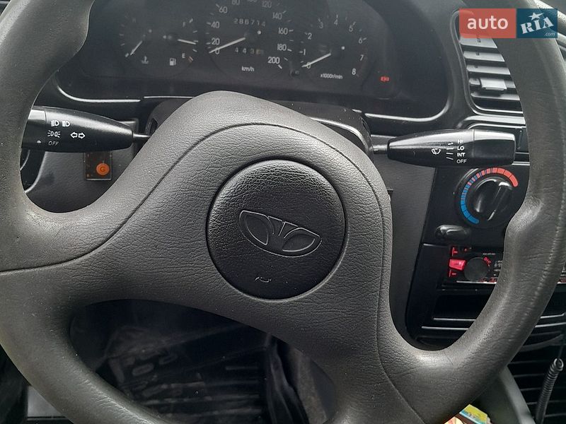Седан Daewoo Lanos 2008 в Рівному