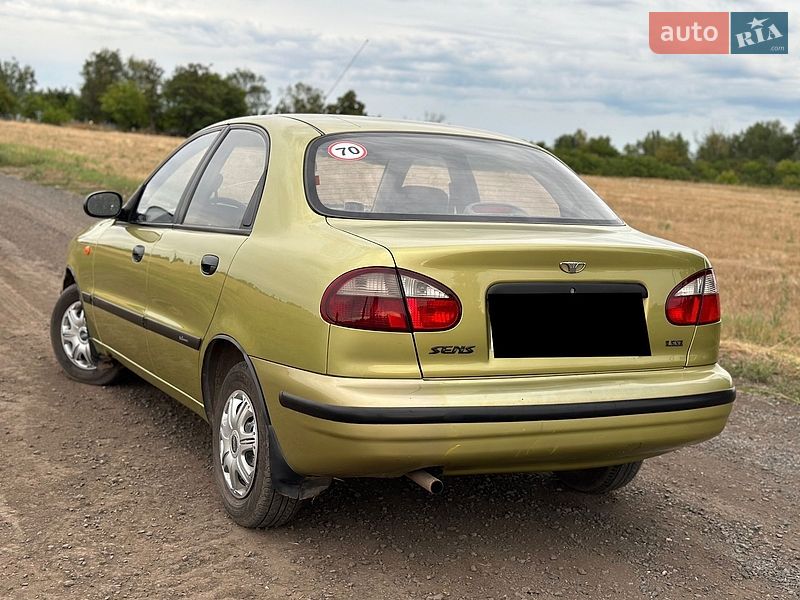 Седан Daewoo Lanos 2006 в Чугуєві