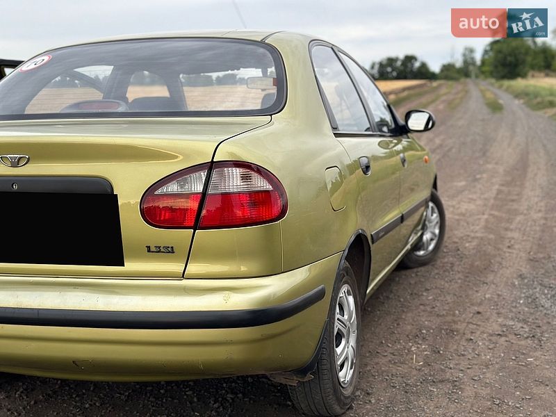 Седан Daewoo Lanos 2006 в Чугуєві