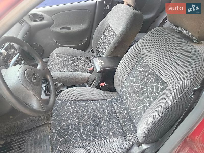 Хэтчбек Daewoo Lanos 2004 в Киеве