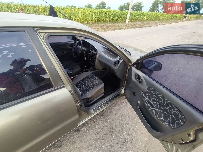 Седан Daewoo Lanos 2004 в Харкові