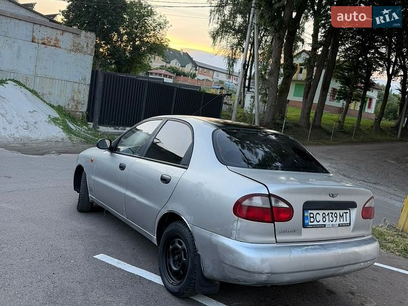 Седан Daewoo Lanos 2005 в Львові