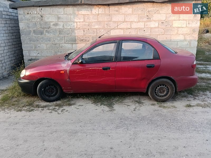 Седан Daewoo Lanos 2005 в Кременчуці