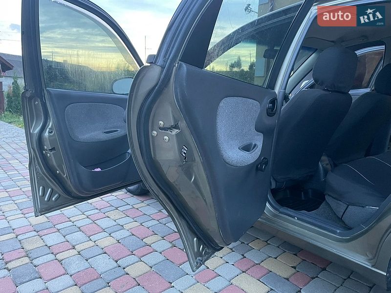 Седан Daewoo Lanos 2005 в Турці