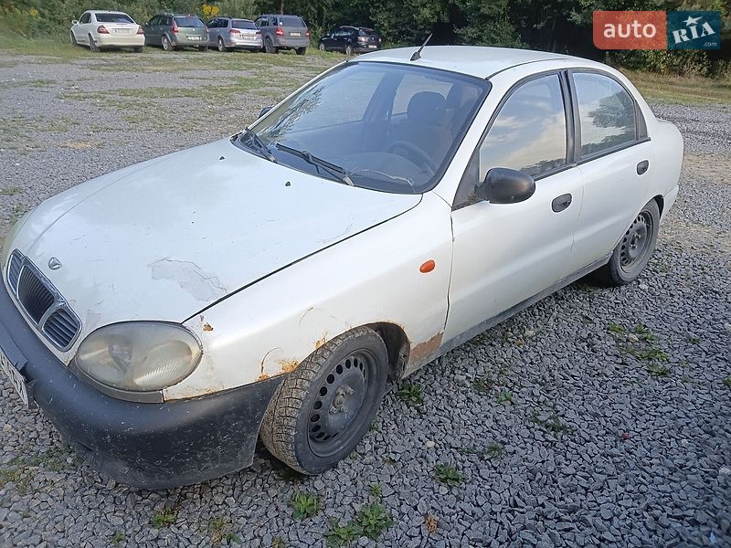 Седан Daewoo Lanos 2006 в Новояворовске