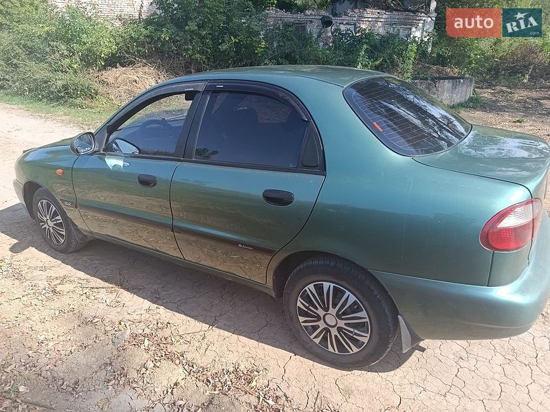 Седан Daewoo Lanos 2009 в Городку