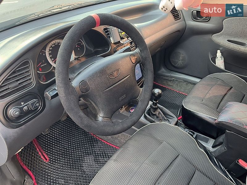 Седан Daewoo Lanos 2007 в Умані