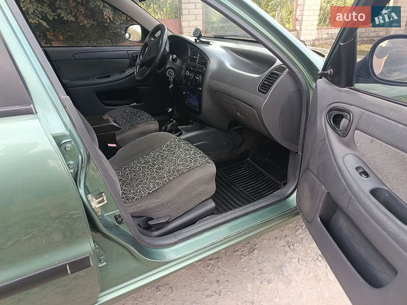 Седан Daewoo Lanos 2009 в Городку