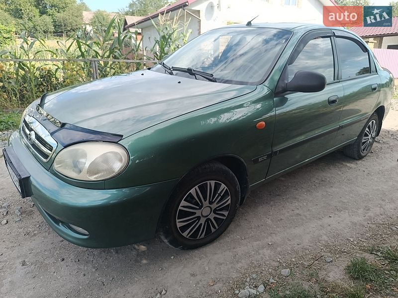 Седан Daewoo Lanos 2009 в Городку