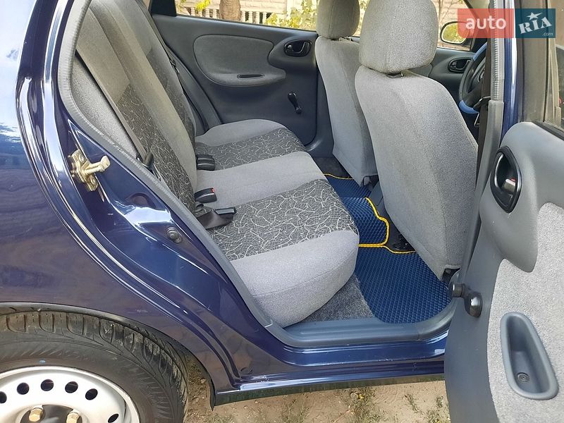 Седан Daewoo Lanos 2006 в Запоріжжі