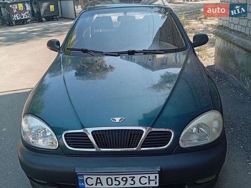 Седан Daewoo Lanos 2002 в Николаеве