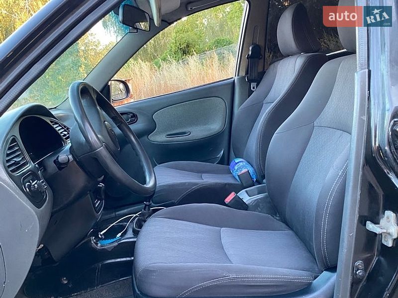 Седан Daewoo Lanos 2003 в Білій Церкві