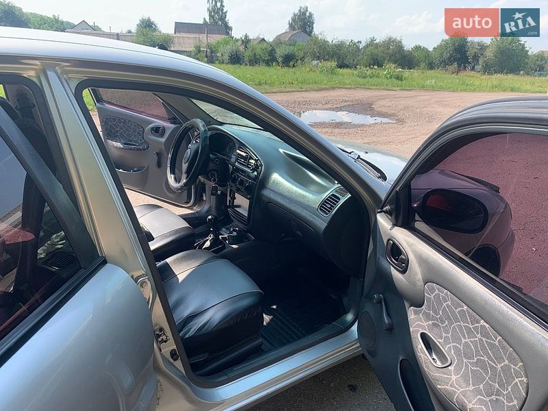 Седан Daewoo Lanos 2003 в Сосницях
