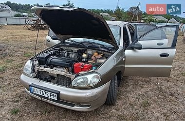 Седан Daewoo Lanos 2008 в Десні