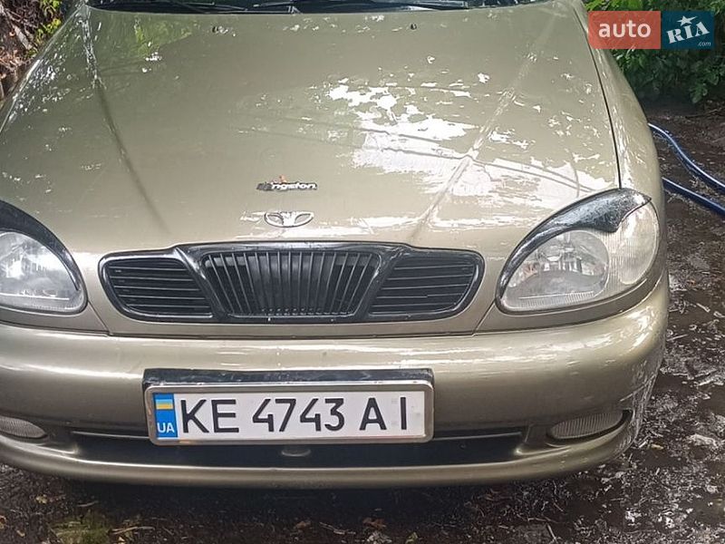 Седан Daewoo Lanos 2004 в Днепре