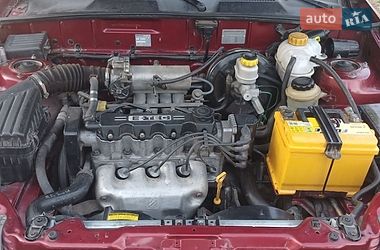Седан Daewoo Lanos 2004 в Львове