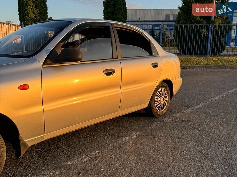 Седан Daewoo Lanos 2007 в Яготині
