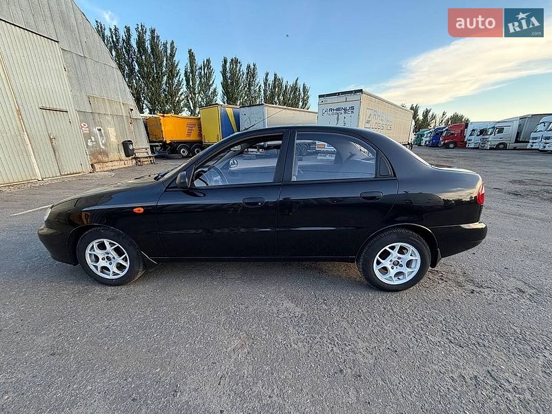 Седан Daewoo Lanos 2008 в Харькове