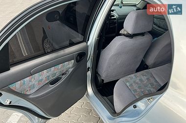 Седан Daewoo Lanos 2004 в Черкасах