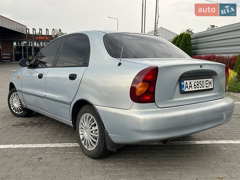 Седан Daewoo Lanos 2004 в Черкасах