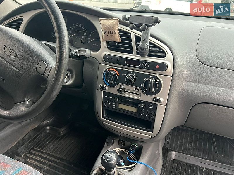 Седан Daewoo Lanos 2004 в Черкасах