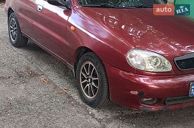 Седан Daewoo Lanos 2002 в Южноукраинске
