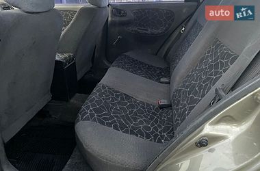 Седан Daewoo Lanos 2003 в Миколаєві