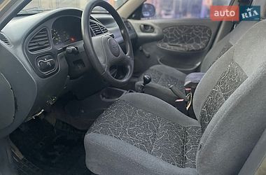 Седан Daewoo Lanos 2003 в Миколаєві