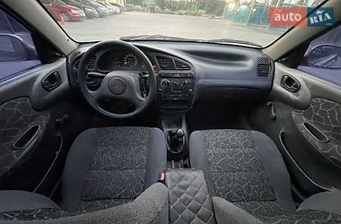 Седан Daewoo Lanos 2003 в Миколаєві
