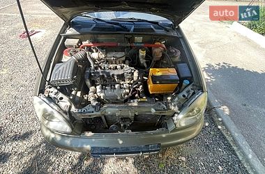 Седан Daewoo Lanos 2003 в Миколаєві