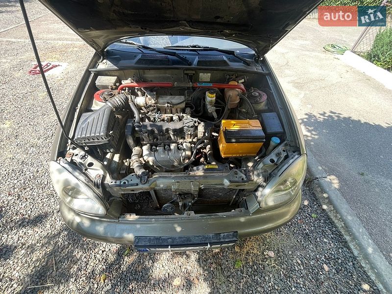 Седан Daewoo Lanos 2003 в Миколаєві