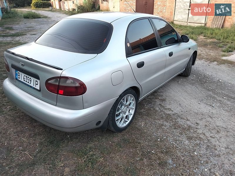 Седан Daewoo Lanos 2003 в Шишаках
