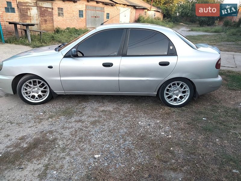 Седан Daewoo Lanos 2003 в Шишаках