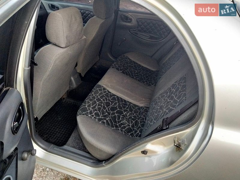 Седан Daewoo Lanos 2003 в Шишаках