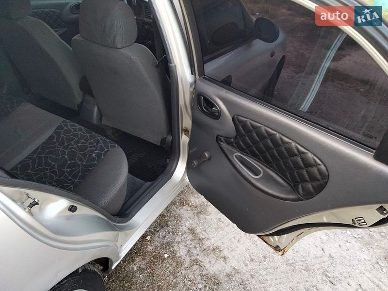 Седан Daewoo Lanos 2003 в Шишаках