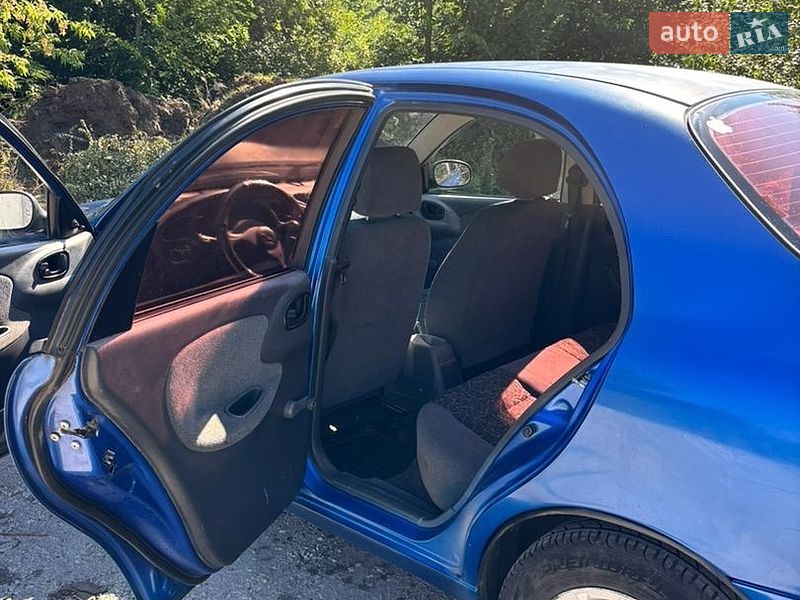 Седан Daewoo Lanos 2008 в Кривому Розі