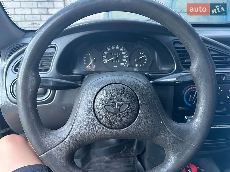 Седан Daewoo Lanos 2008 в Самарі