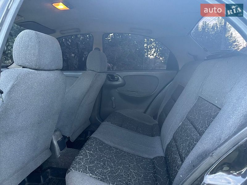 Седан Daewoo Lanos 2008 в Самарі