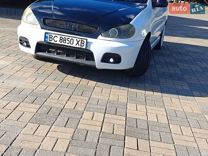 Седан Daewoo Lanos 2003 в Львові