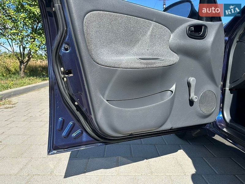 Седан Daewoo Lanos 2006 в Черкасах