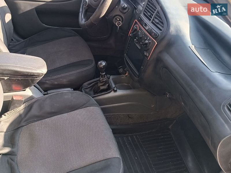 Хэтчбек Daewoo Lanos 2006 в Волочиске