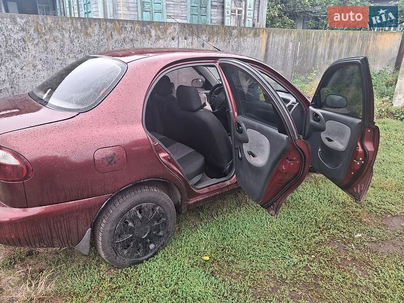 Седан Daewoo Lanos 2006 в Конотопе