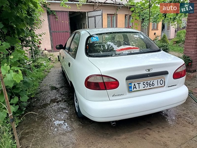 Седан Daewoo Lanos 2006 в Ивано-Франковске