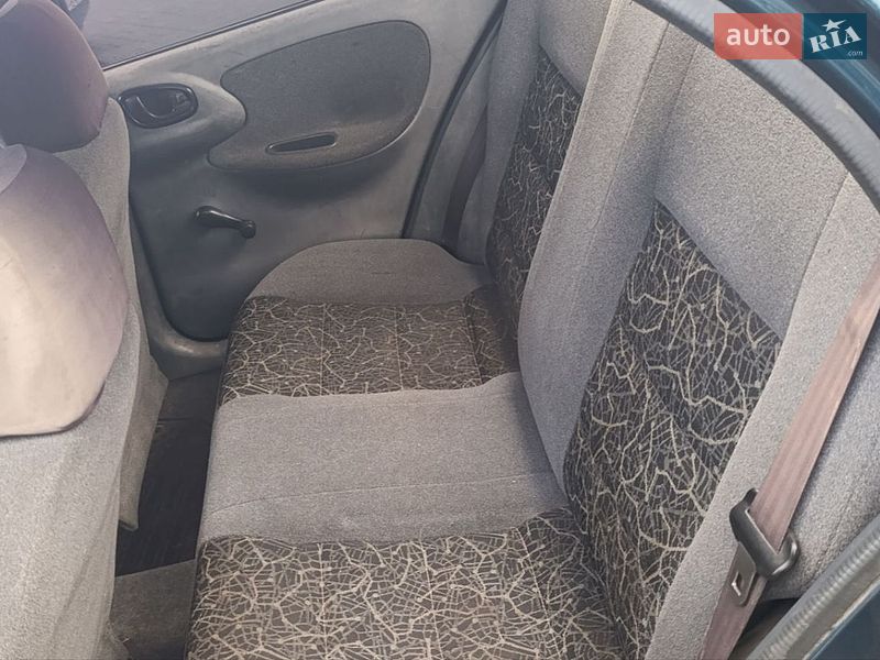 Седан Daewoo Lanos 2006 в Барышевке