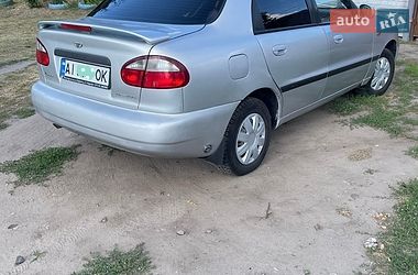 Седан Daewoo Lanos 2001 в Фастове